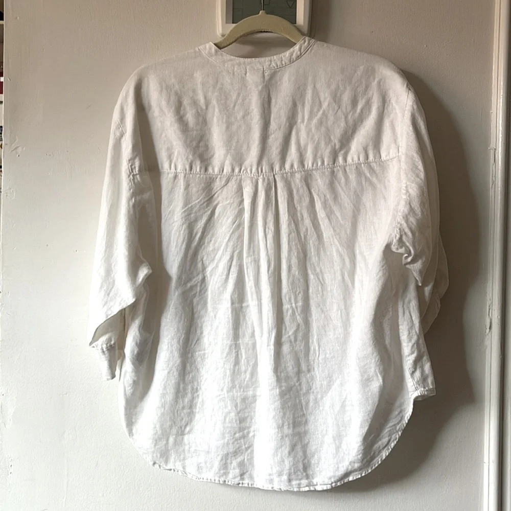 H&M -  Linen Blend White Peasant Collar Blouse with 3/4 button Sleeves - Picture 3 of 8